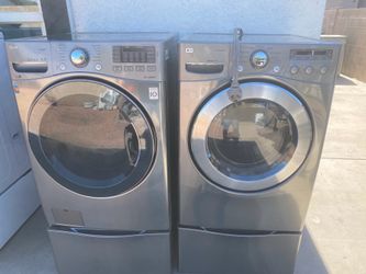 Lg washer and dryer electric pedestals included