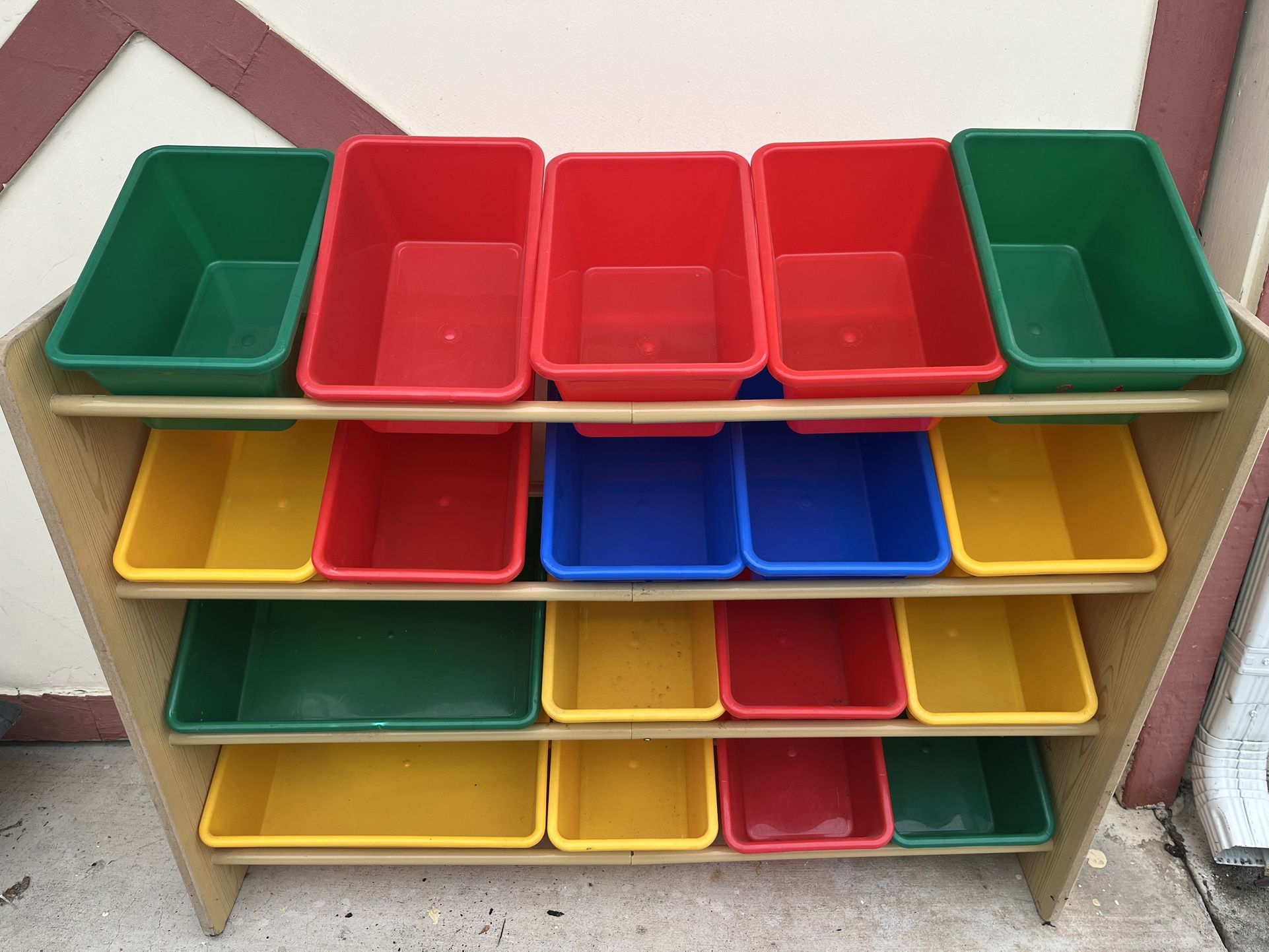 18 Bins Storage Shelves