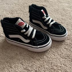 Youth Sk8-Hi Vans
