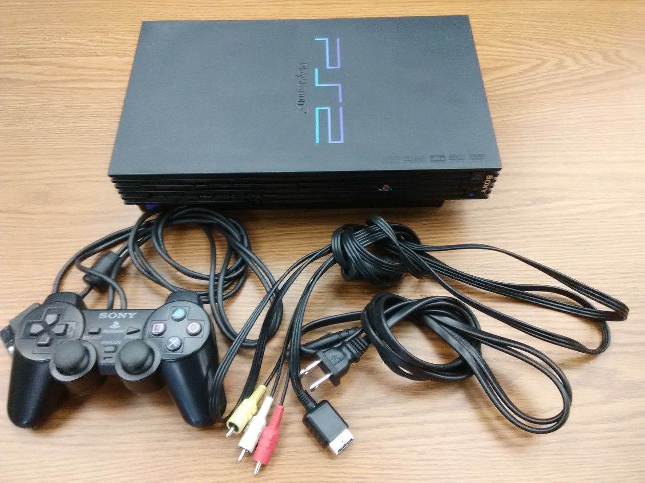 PS 2 bundle with games, light guns and Sony 27 inch TV
