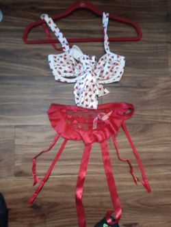 Valentine's Day Heart Bra & Garter Set Sz. S/M $90 OBO 