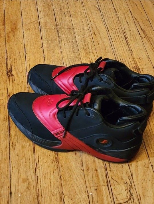 Mems Throwback IVERSON shoes Size 11
