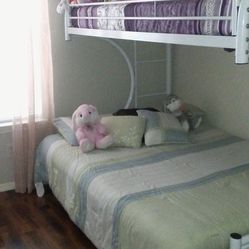 Bunk bed