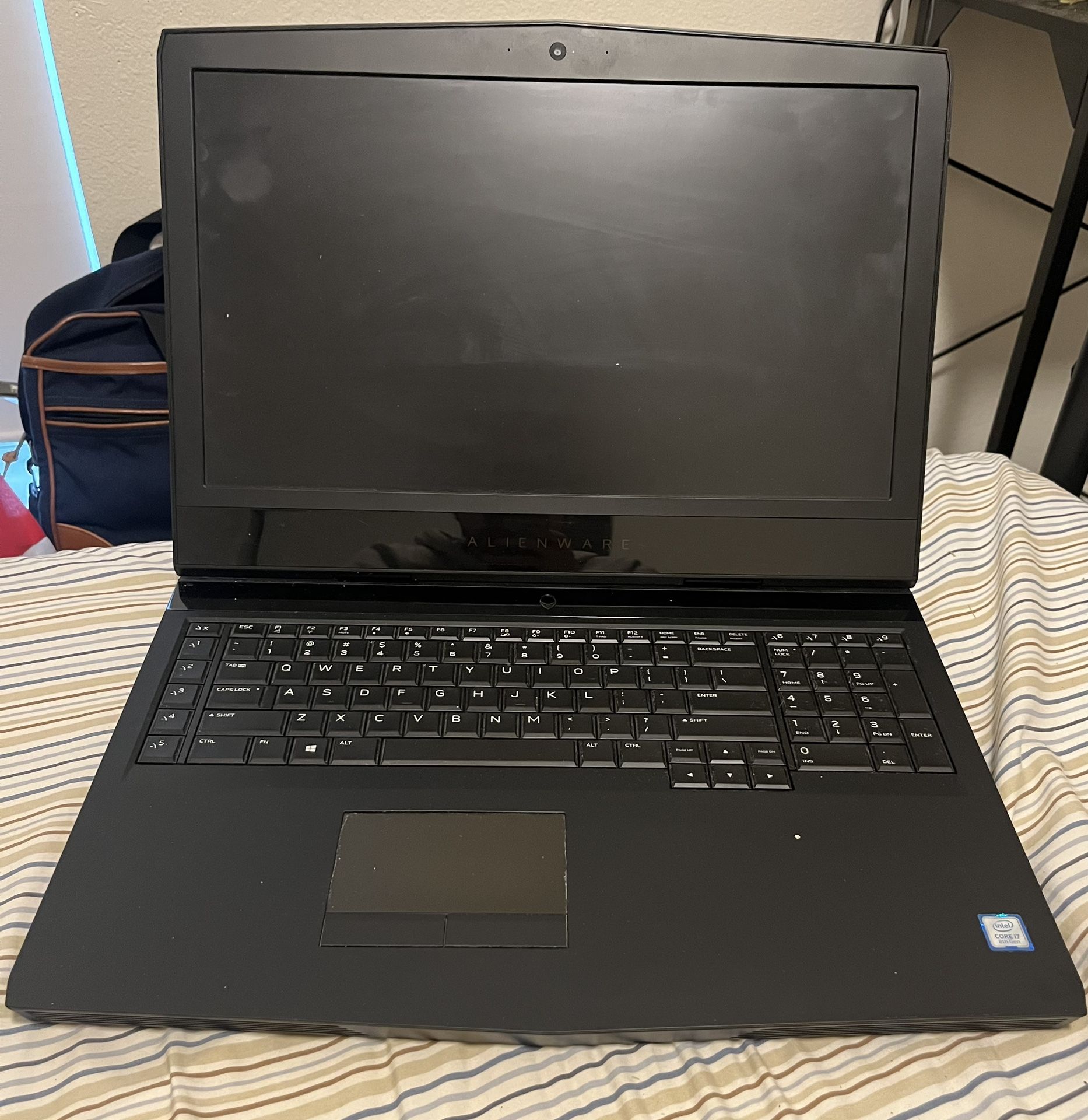 Alienware 17 R5 – Boots to Power but No Display | Missing RAM & SSD | For Repair/Parts