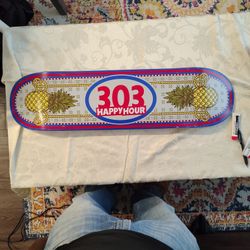 303  D TOWN BABY SK8 BOARD 4 SALE