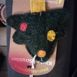 Natural loofah kitchen scrubber Christmas tree by loofah art Brand New still has original package.