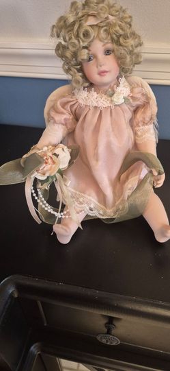 Ventage porcelain doll