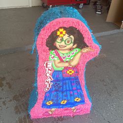 Encanto PiƱata