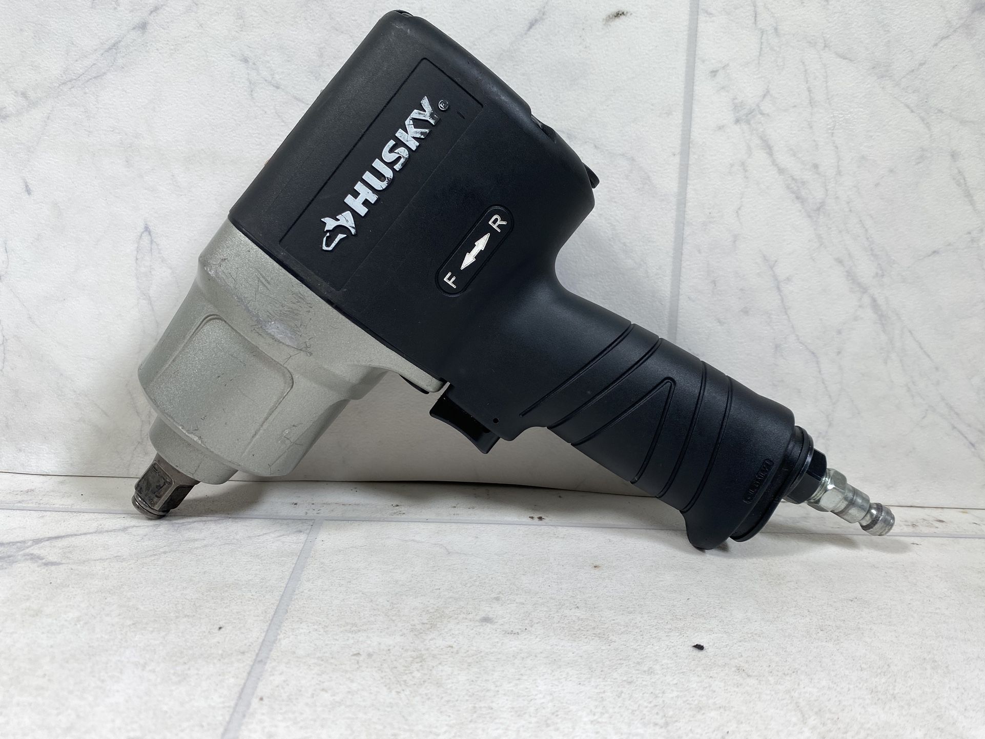 Husky 1/2 Air Impact Wrench H4480(A1G002944)