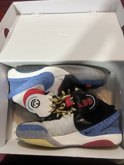 Nike Air Deldon Basketball Shoe 