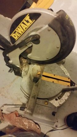 Dewalt 12 inch saw