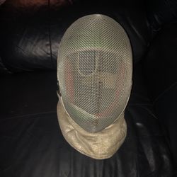 Fencing gear