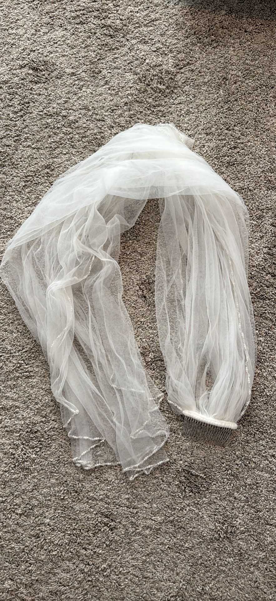 Ivory Bridal Veil - Mid Length