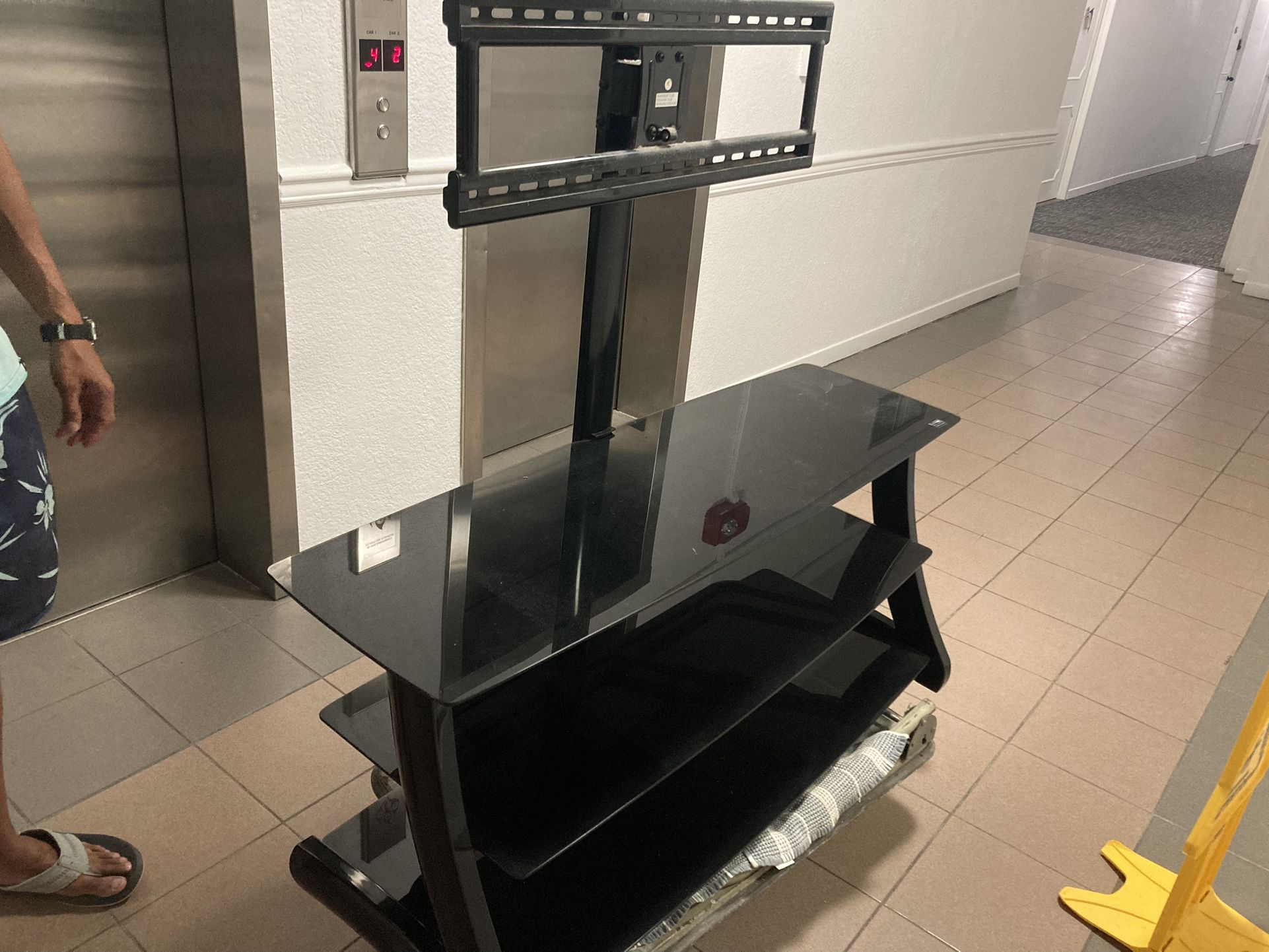 TV Stand With Shelves