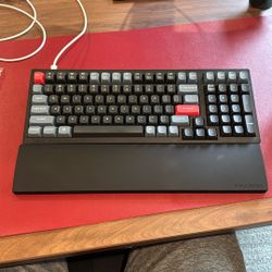 Lightly Used Keychron V5 Max Mechanical Keyboard