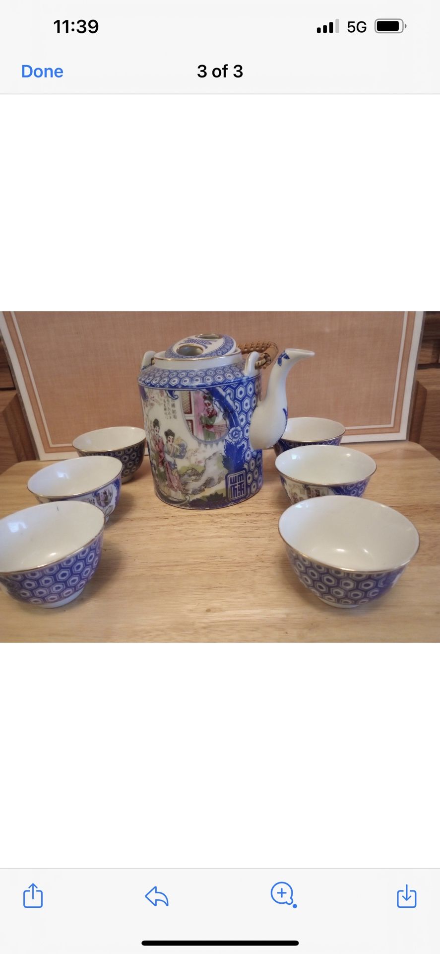 DIC Japan Saki cups And Pot