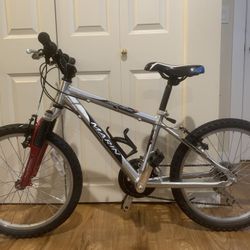 Marin Hidden Canyon 20” kids. Great condition. Just tuned up. No issues