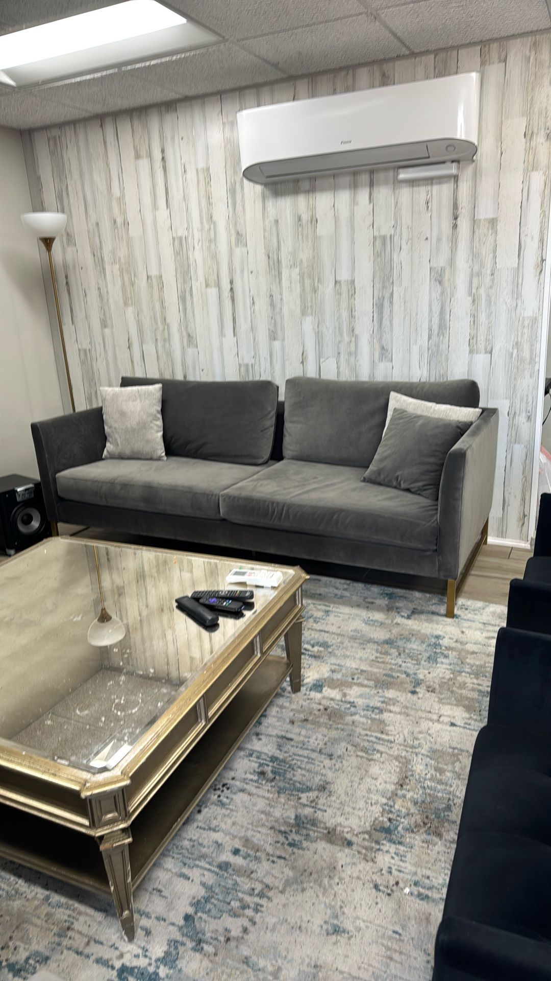 Tove Couch