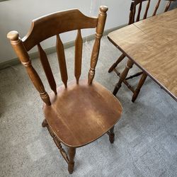 Table and 5 Chairs 