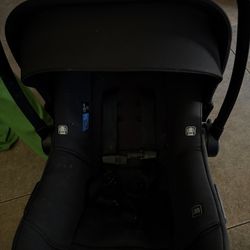 Nuna Infant Car Seat 