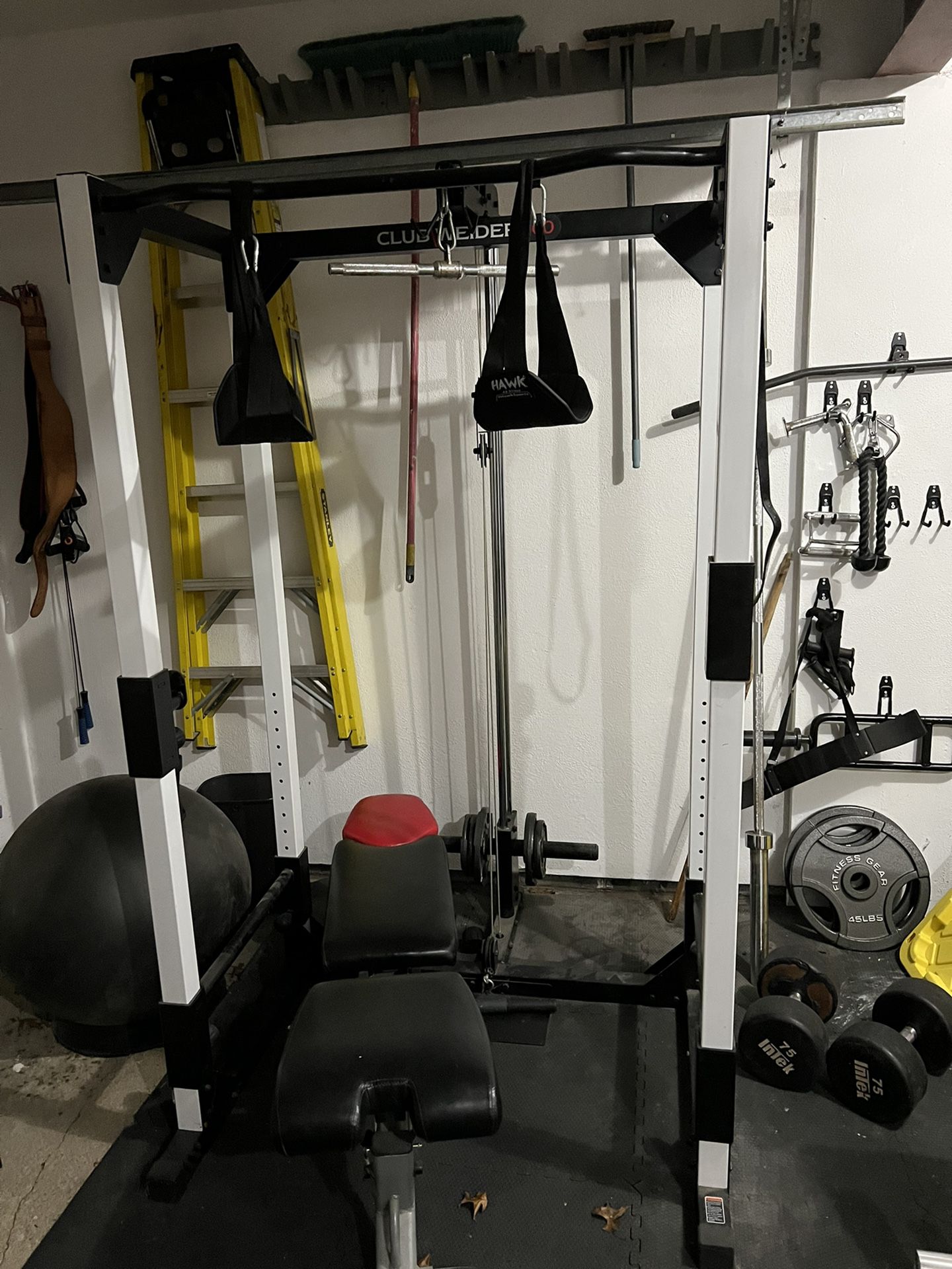 Power Rack With Cable Attachments 