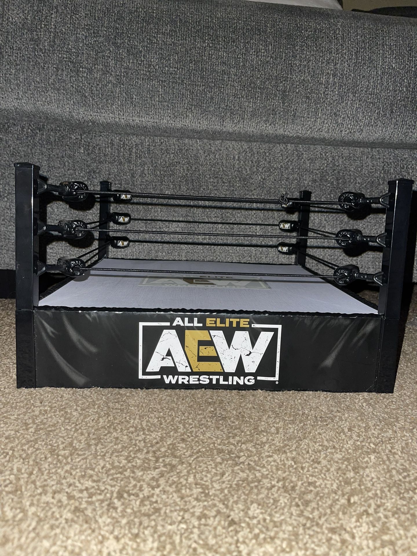 AEW All Elite Wrestling Ring Toy Plastic Jazwares Used Pre Owned Collectible Kid