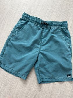 New (no Tag) Boys Billabong Shorts - Size M