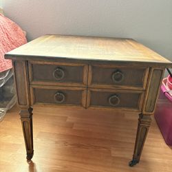 Vintage Thomasvillle Nightstand Table 