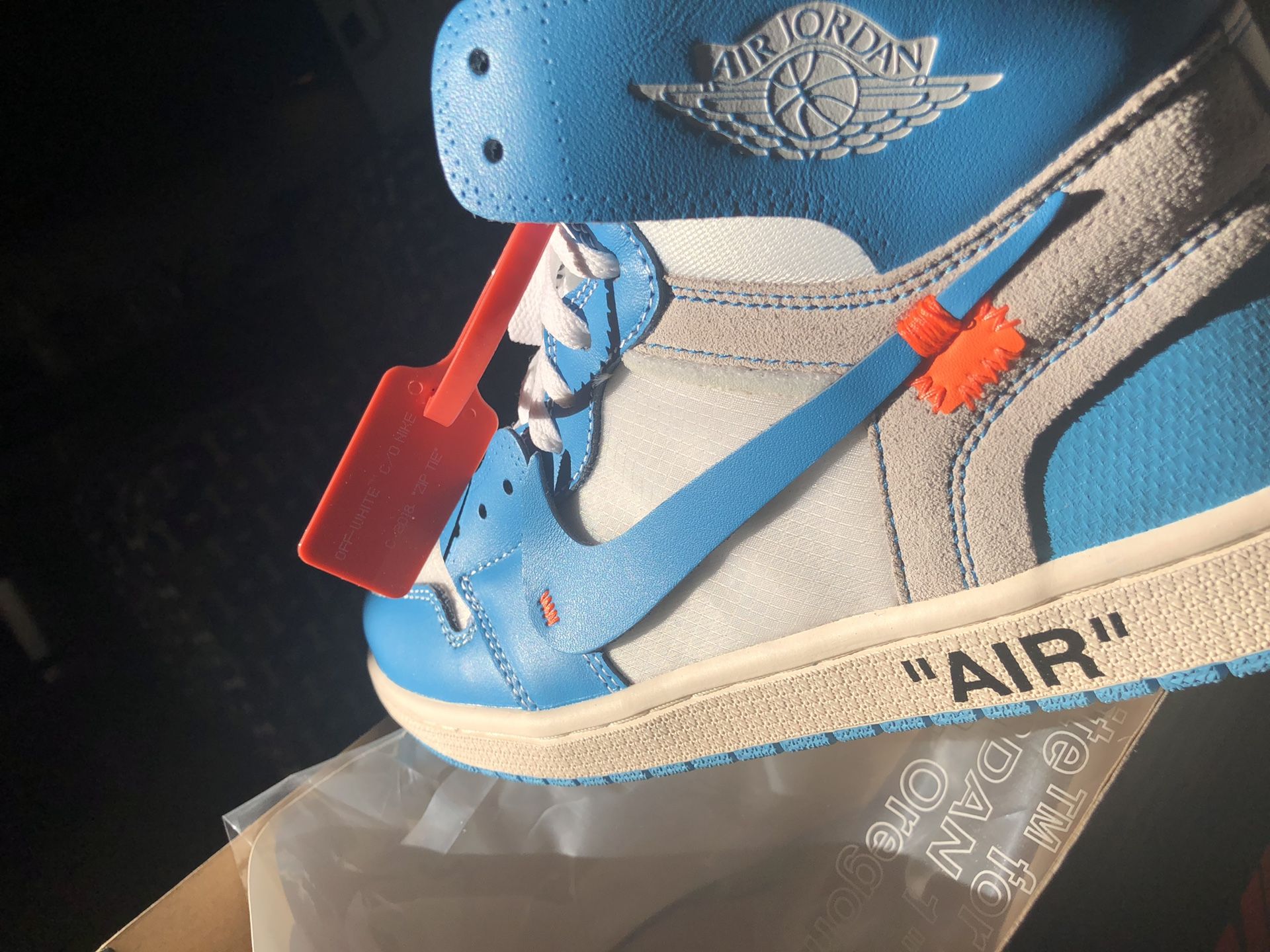 Off White x Air Jordan 1 - sz. 10M