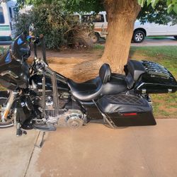 2018 Streetglide Factory Exhaust With Heat Shields