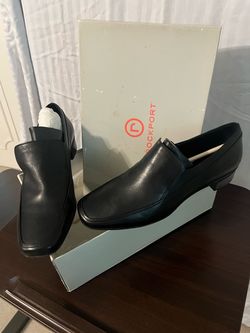 Women’s Rock Port