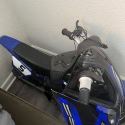 Razor 5 Kids Electric Dirt Bike