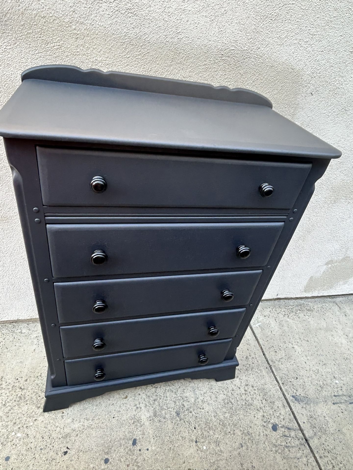 BEAUTIFUL PRISTINE SOLID MAHOGANY ANTIQUE FARMHOUSE DRESSER CAN DELIVER LOCAL IF NEEDED