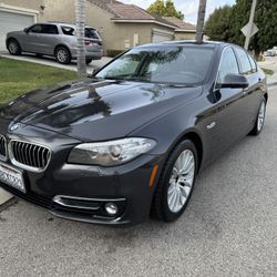 2015 BMW 528i Fully Loaded 
