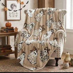 Flannel Halloween Cheetah Ghost Blanket Brown Leopard Throw Blanket | Soft Flannel Fleece(30in*40in)