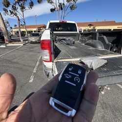 Llaves De Autos / Car Keys 🔑 Remotes 