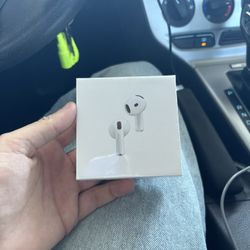 AirPods 4 ANC