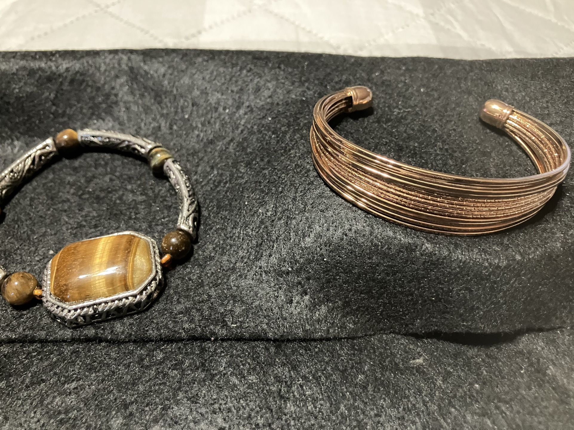 Beautiful Tiger Eye Stretch Bracelet And Gold Rhinestone Bangle Bracelets