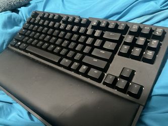 Razed Keyboard - Black window Chroma V2 