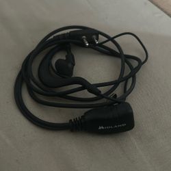  G-shape 2-pin walkie-talkie earpiece headset with a microphone