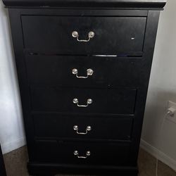Chest And 2 Nightstand