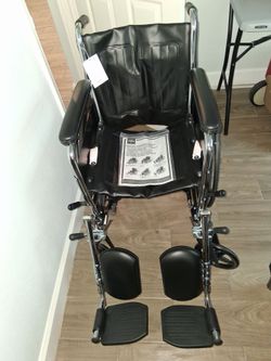 MEDLINE Wheelchair And Cushion