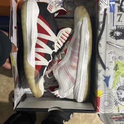 Kyrie Irv USED $25 OBO 