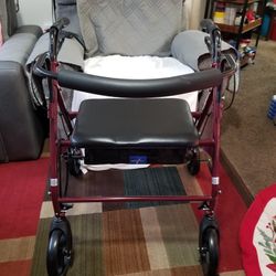 Medline Rolling Walker, Folding Roliator with Seat Heavy Duty 500 lb Weight Capacity Aluminum