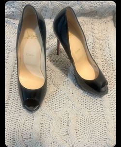 Christian Louboutin 5 inch pumps size 39 - US size 8 1/2 -9