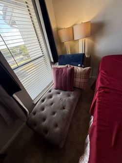 Therapist sofa and Lamps