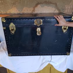 Vintage Trunk