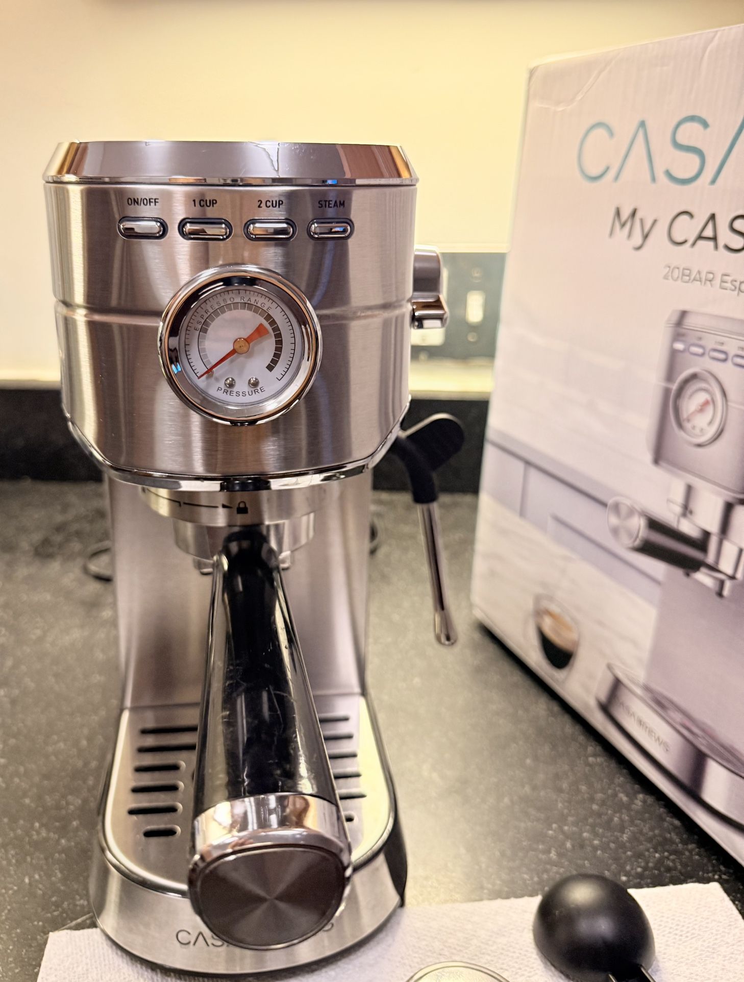 Casabrews CM5418 20 Bar Espresso Machine — Excellent Condition!
