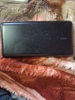 Belkin 30,000 large Portable charger