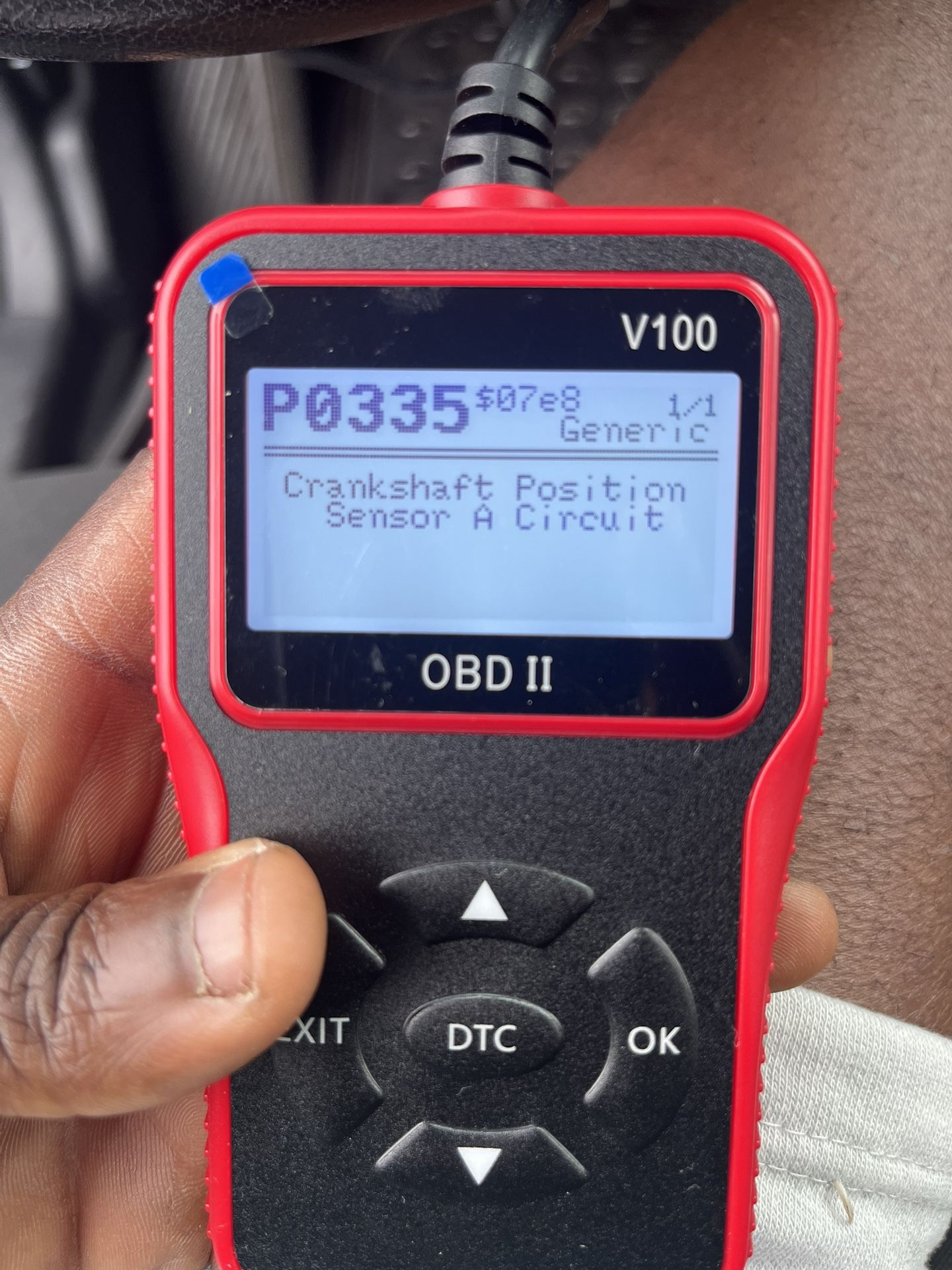 OBD2 Scanner V100 